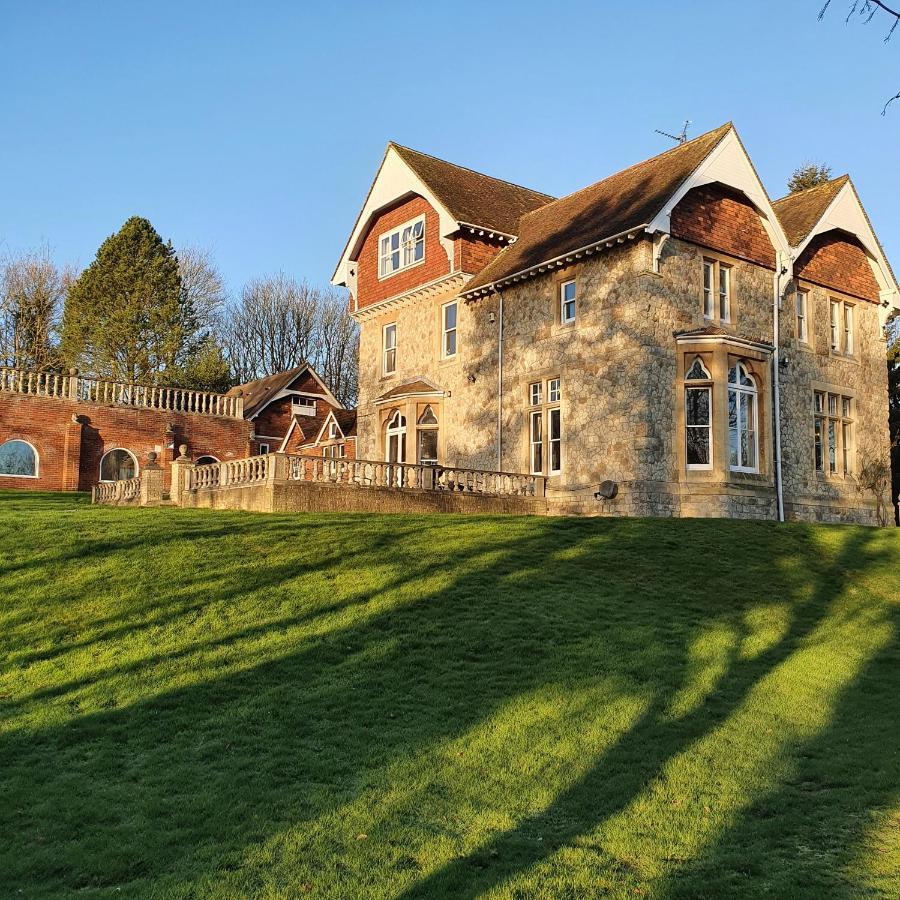 Country Manor House With Indoor Pool And Hot Tub Villa โรเชสเตอร์ ภายนอก รูปภาพ