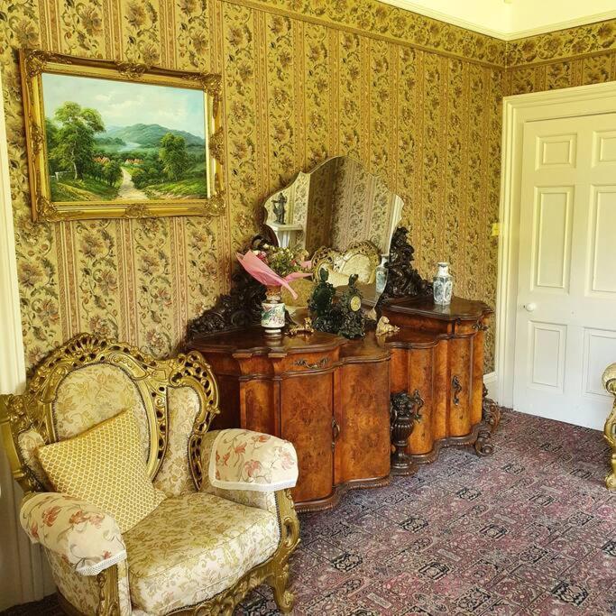 Country Manor House With Indoor Pool And Hot Tub Villa โรเชสเตอร์ ภายนอก รูปภาพ